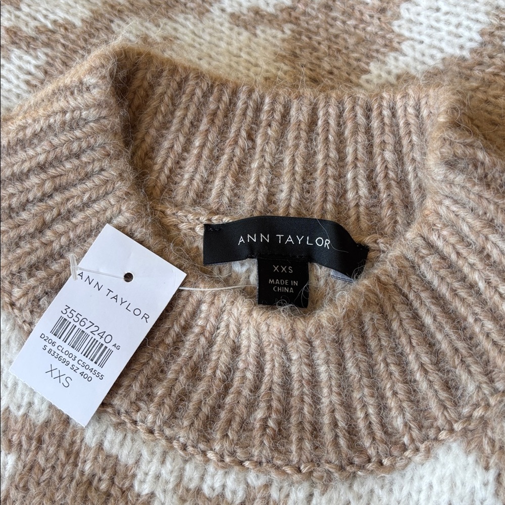 NWT Ann Taylor Houndstooth Sweater - Cream and Tan XXS - Picture 3 of 5